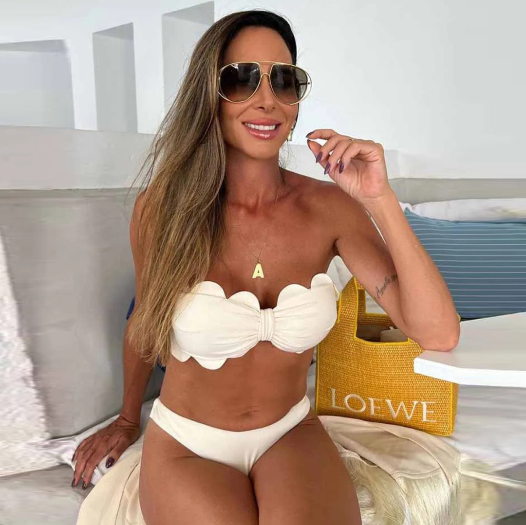 Dame elegant strandoutfit med hæklede bukser og bandeau top Stilla