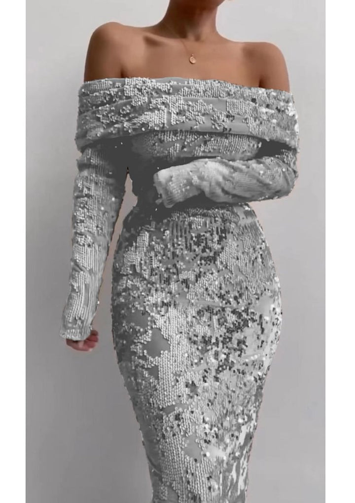 Kvindernes glamourøse aften kjole med glitrende perler og off-shoulder detalje
