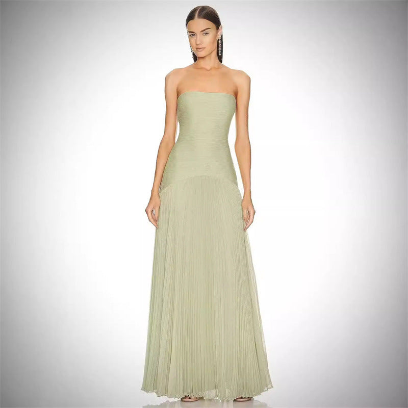 Damer Strapless Maxikjole med plisseret design og elegant snit Stilla