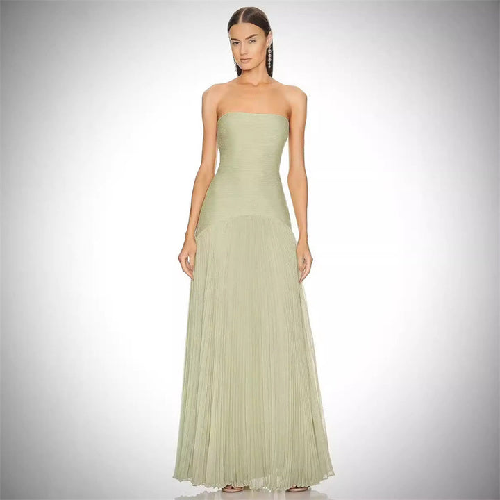 Damer Strapless Maxikjole med plisseret design og elegant snit Stilla