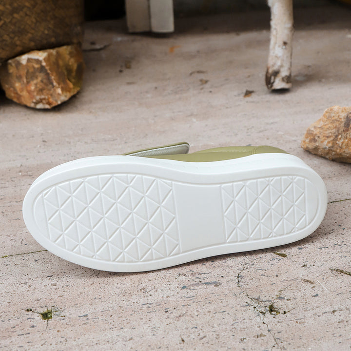 Dame sneakers med moderne velcro og komfortabel dæmpning Stilla