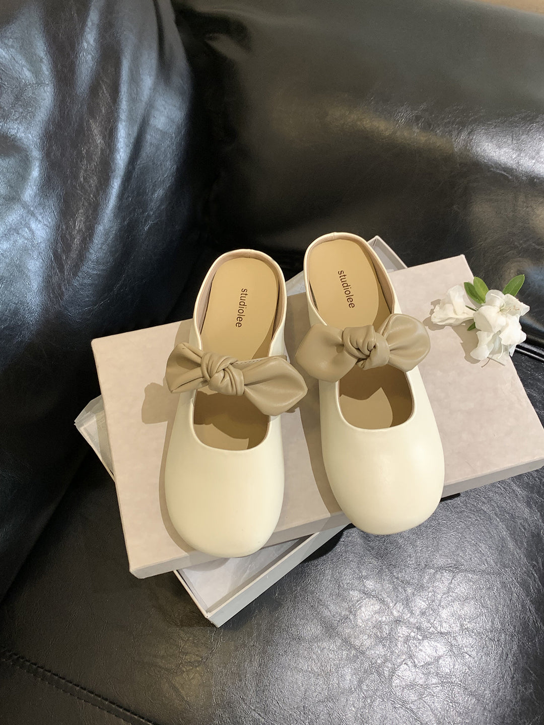 Dame Bue-Detail Slip-On Flade Sko Stilla