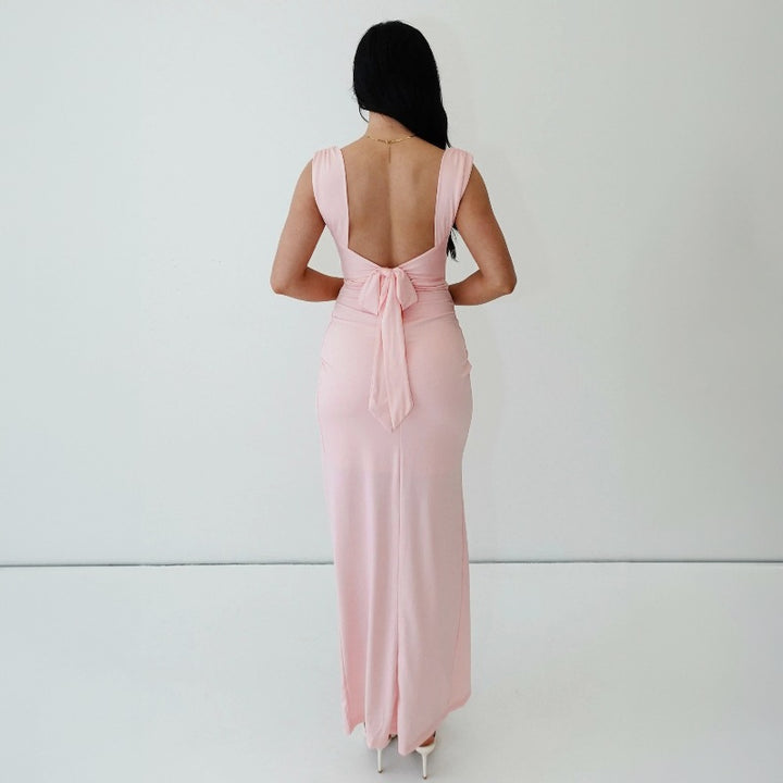 Dame Figurtilpasset Maxi-Kjole med elegant split og rynker Skovae