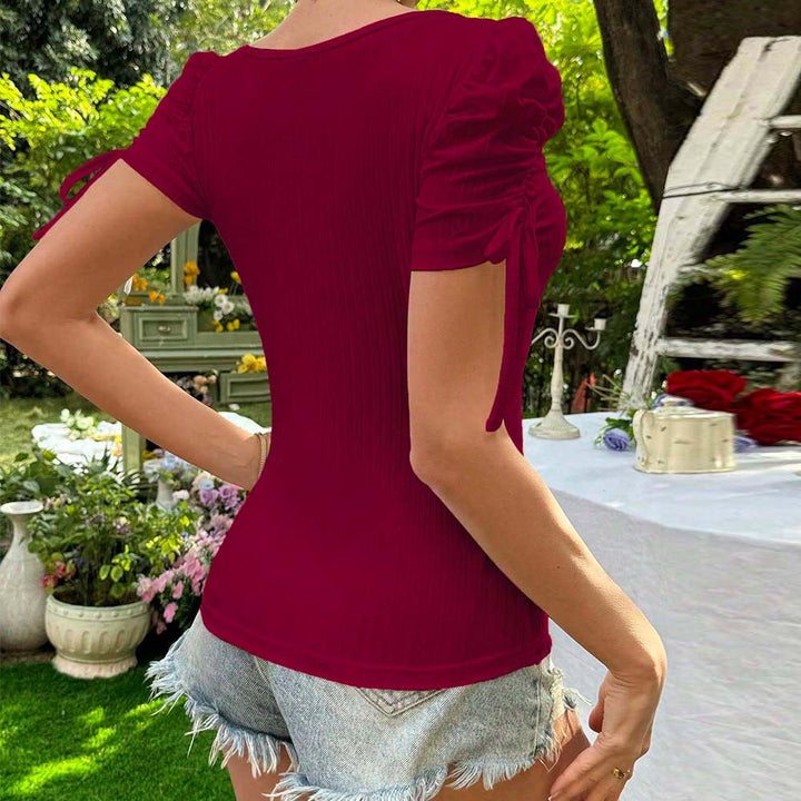 Dame bluse top med flæse detaljer og elegant ryg Stilla