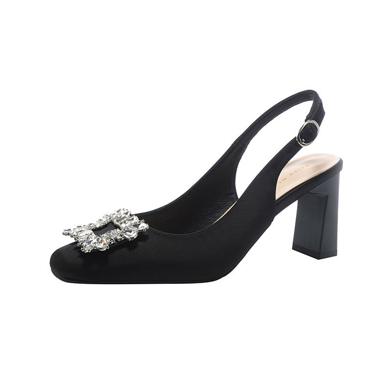 Femme Elegante Slingback-Pumps med krystalspænde-detalje Stilla