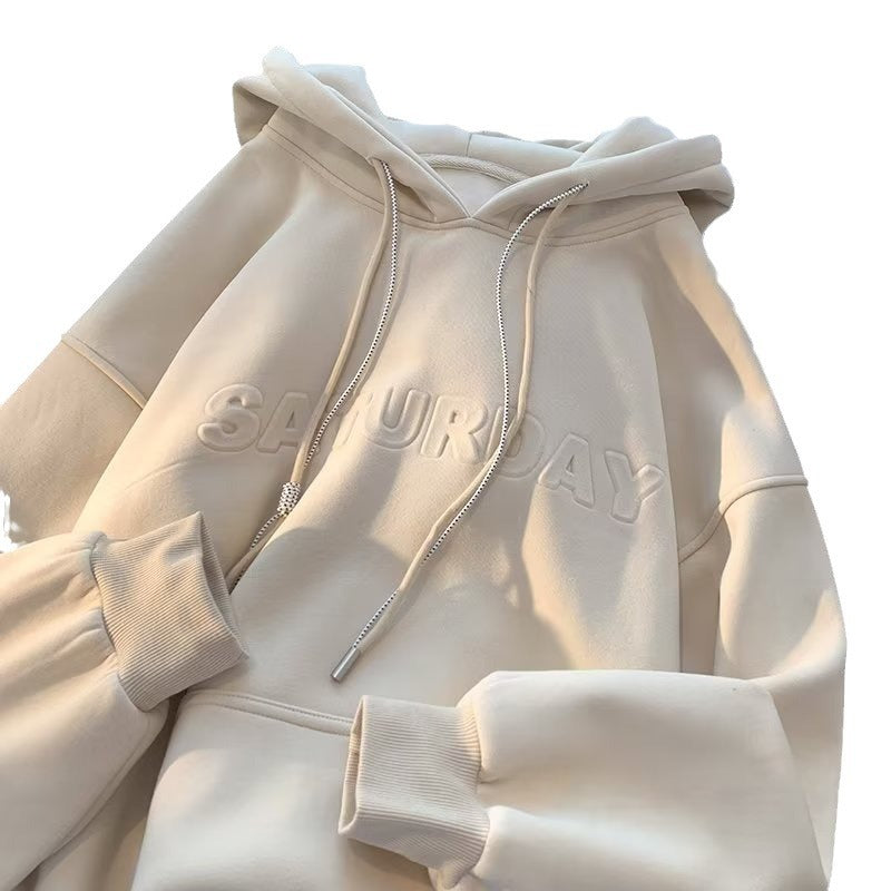 Dame hoodie med indsyet skrift og materialer af høj kvalitet Stilla