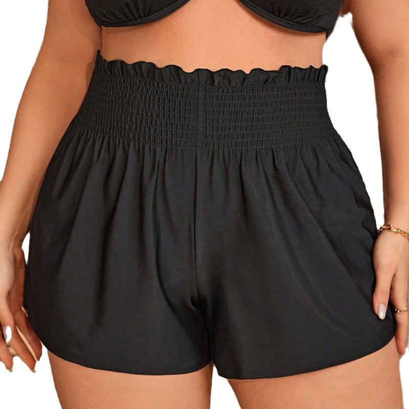 Dame badshorts med elastisk talje og flæse Skovae