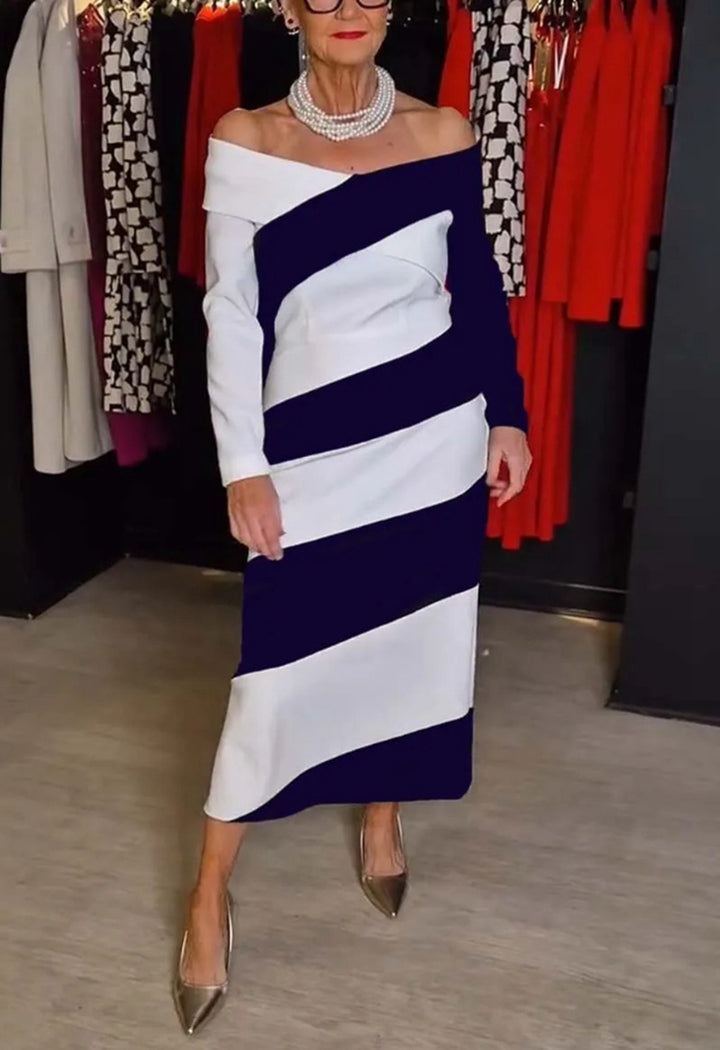 Dame Maxikjole med asymmetrisk snit og stilfuldt laglook Stilla
