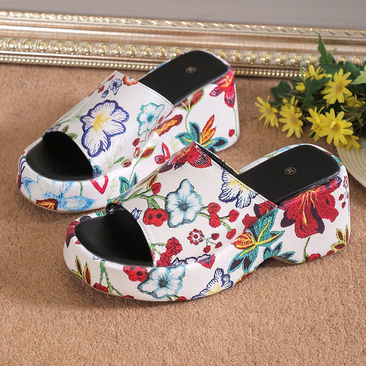 Dame Wedge-pantoletten med blomsterprint og komfortabel indersål Stilla