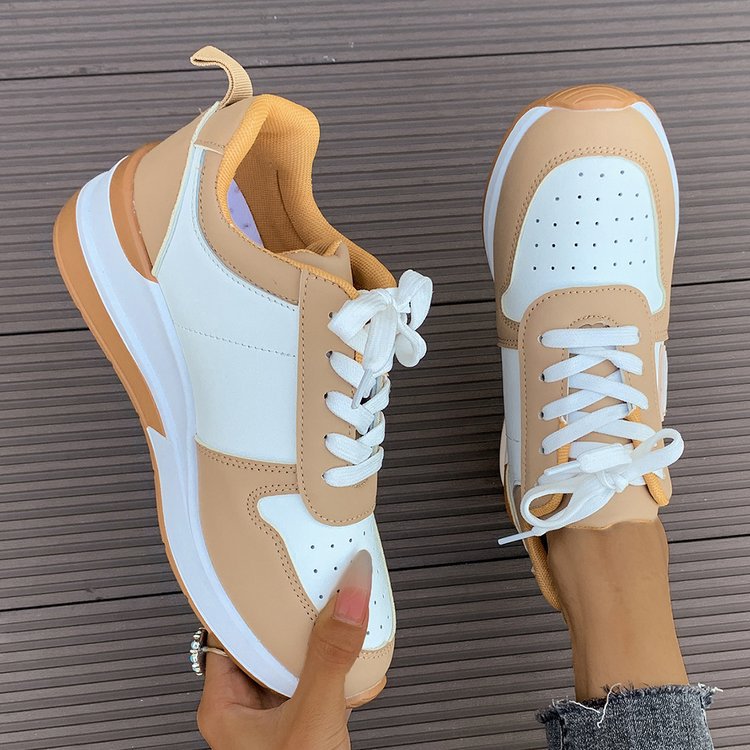 Dame Sporty Sneakers Stilla