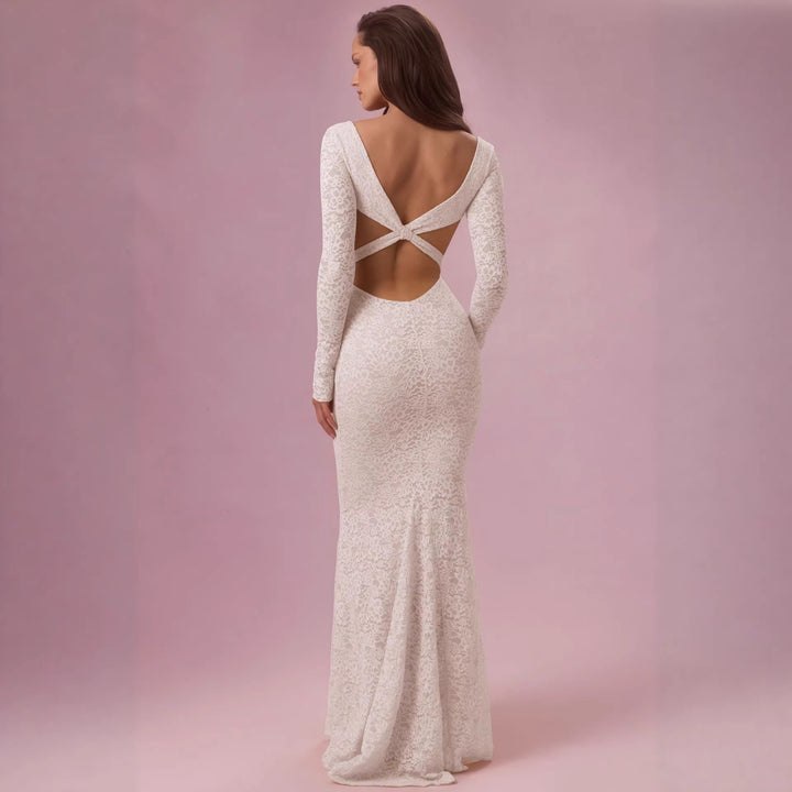 Dame elegante blonde maxi kjoler med tilpasset silhuet og lange ærmer
