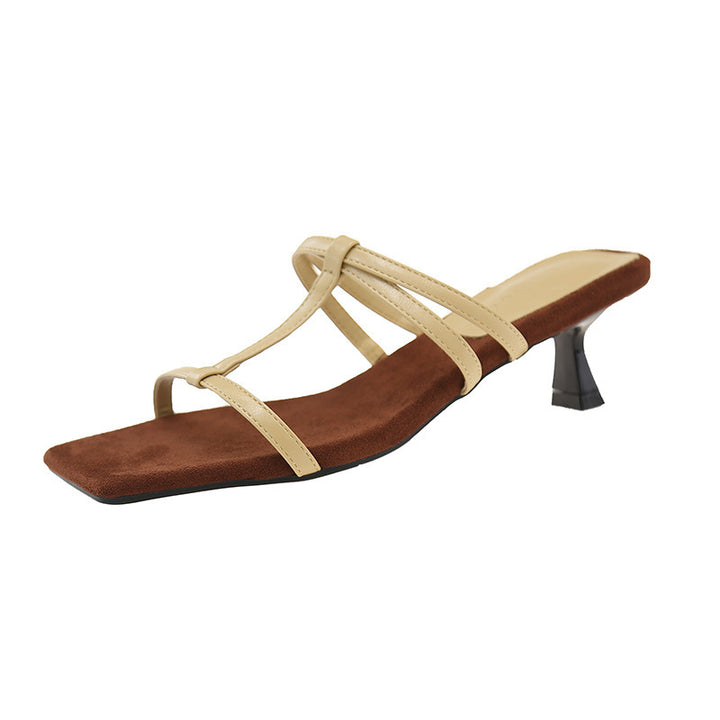 Femme Chic Strappy Kittenheels Stilla