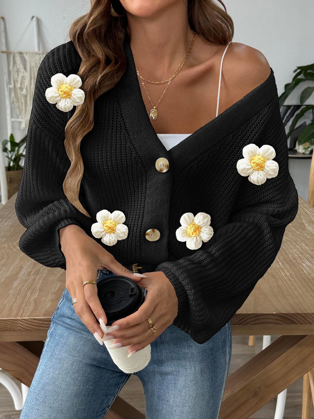 Damer moderigtig strik-Cardigan med innovativt blomstermotiv og ballonærmer Stilla