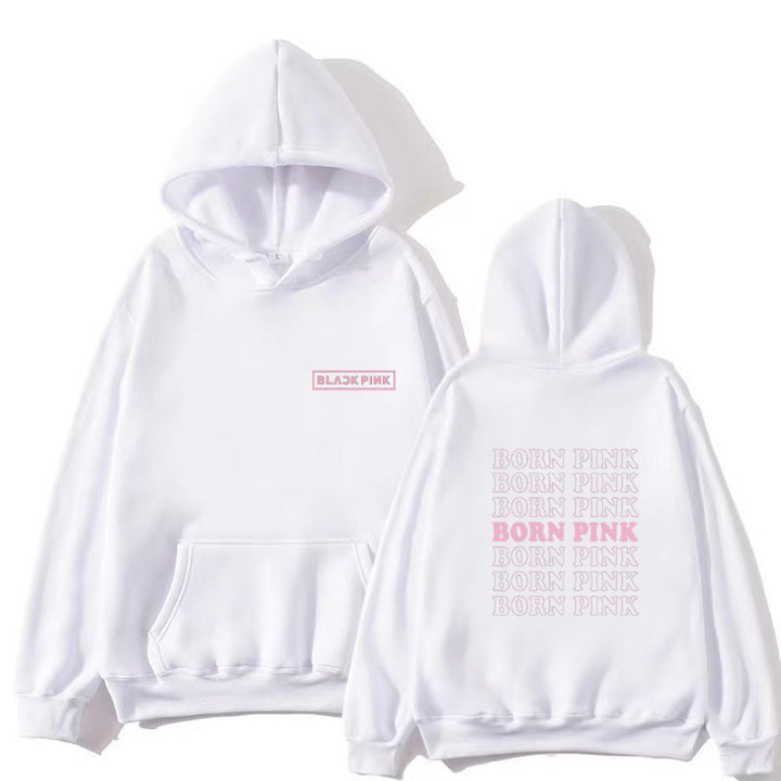 Kvinders hoodie med slående grafisk design Skovae