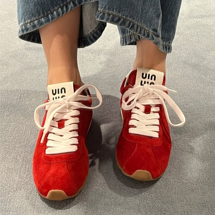 Dame Vintage-Style Retro Sneakers med høj kvalitets ruskindsdetalje Stilla