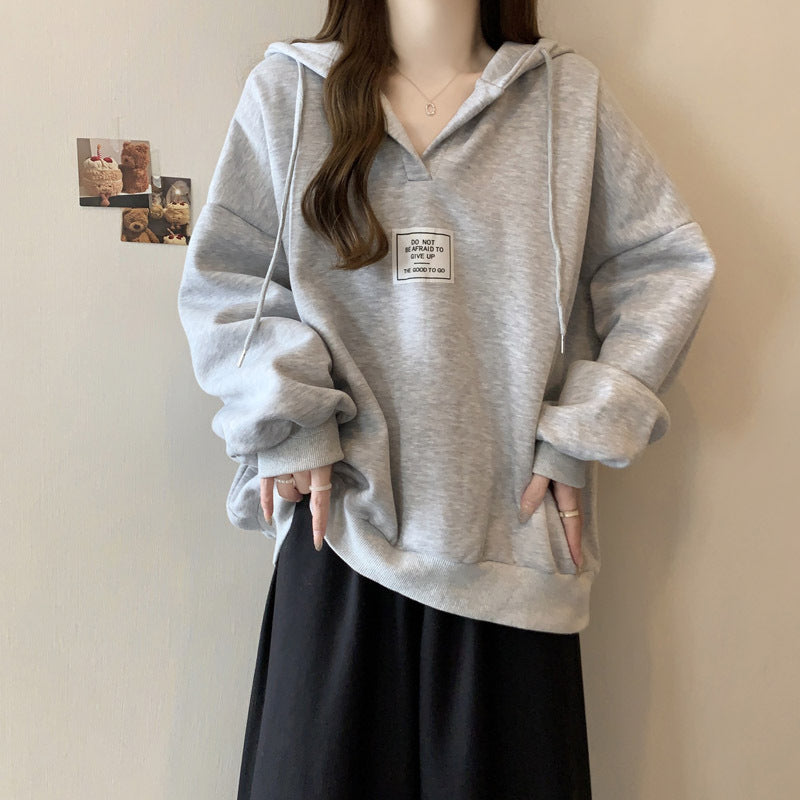 Femme Oversized Hoodie med unikt grafisk detalje Stilla