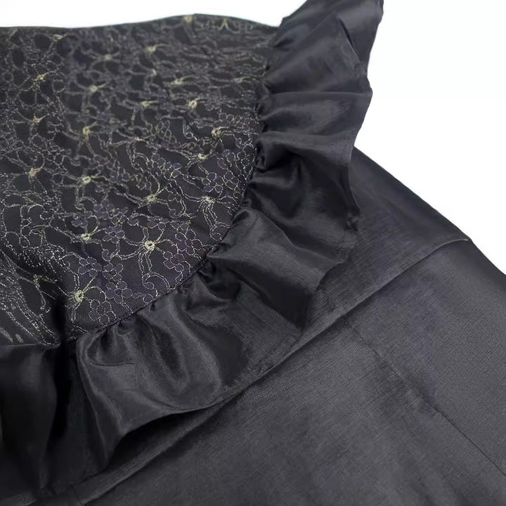 Damer Elegant kjole med spidsetop og voluminøse flæser Skovae