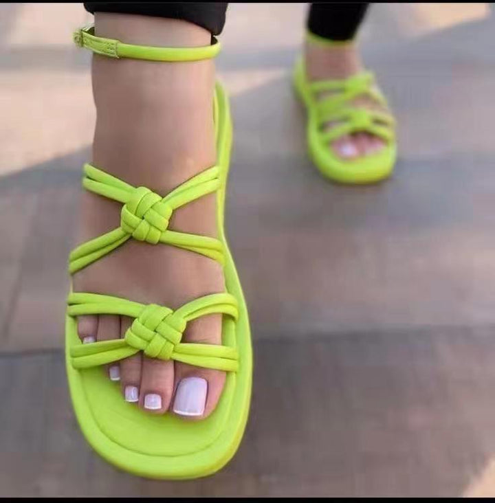Dame sandaler med innovativt knude-design og skridsikker sål Stilla