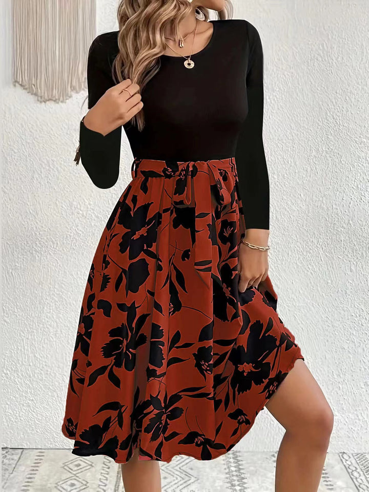 Damekjole med lang arm og floral skørt Stilla