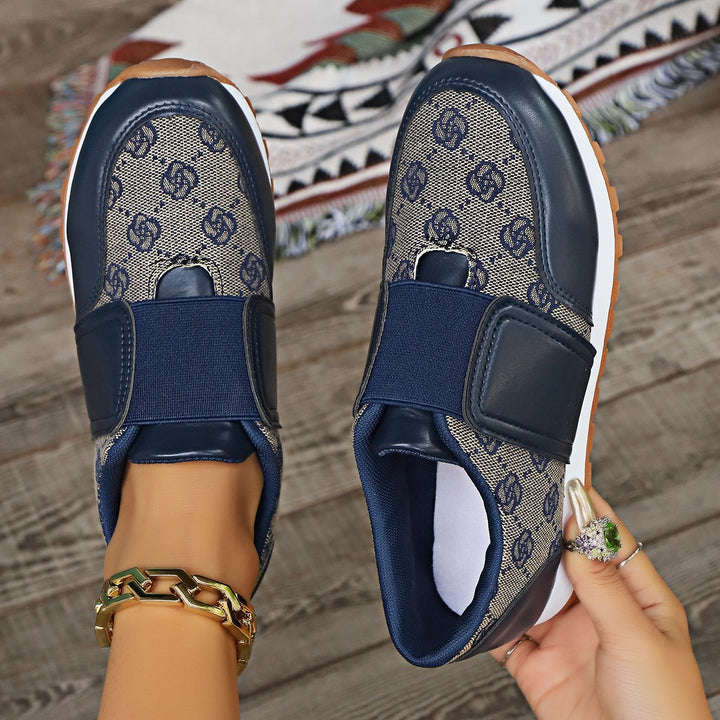 Dame Slip-On Sneakers med elastisk rem og fashionable materiale mix Stilla