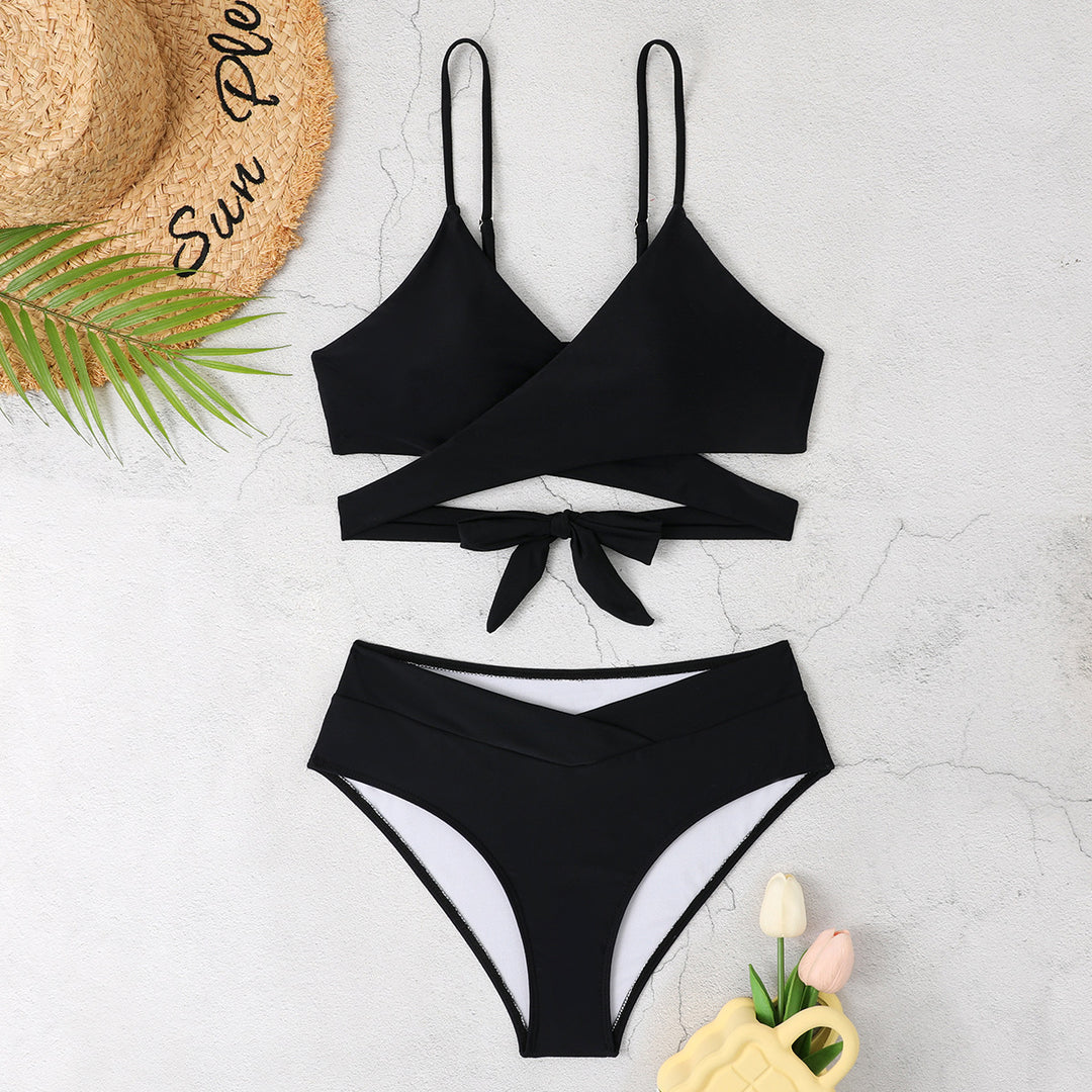 Dame bikinisæt med raffineret indpakningsdesign og elastisk high-waist trusse Stilla