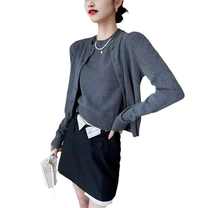 Femme Classic Knap-Down Cardigan Stilla