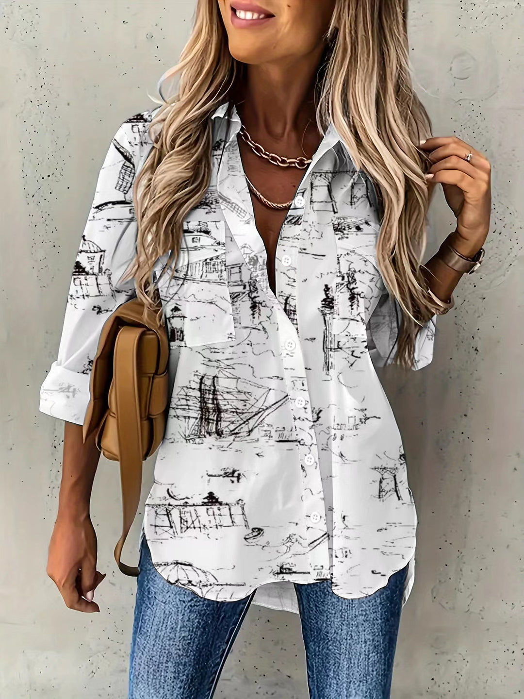 Damebluse med kunstnerisk tryk Stilla