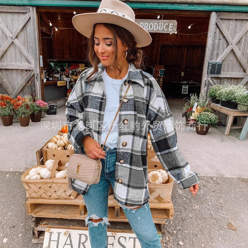Dame Ternet Overgangsjakke i Casual-Style med store Knapper Stilla
