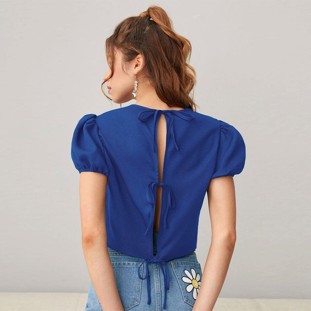 Kvindernes cropped top med puffærmer og blød rund halsudskæring Stilla