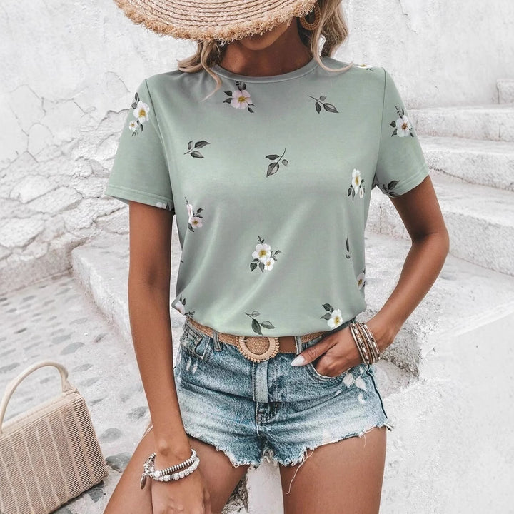 Dame T-shirt med floralt design lavet af kvalitetsbomuld Stilla