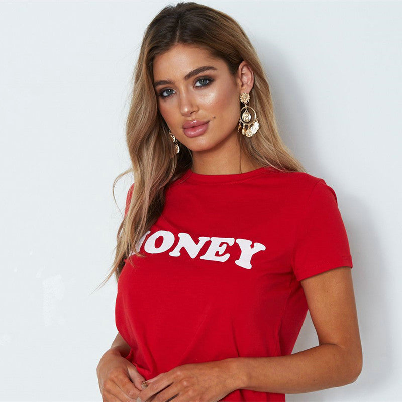 Kvinders T-shirt med trendy bogstaver Stilla
