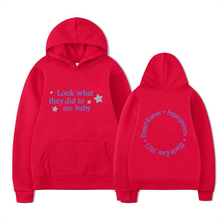 Kvinders hætte sweatshirt med kreativt slogan og unikt design Skovae
