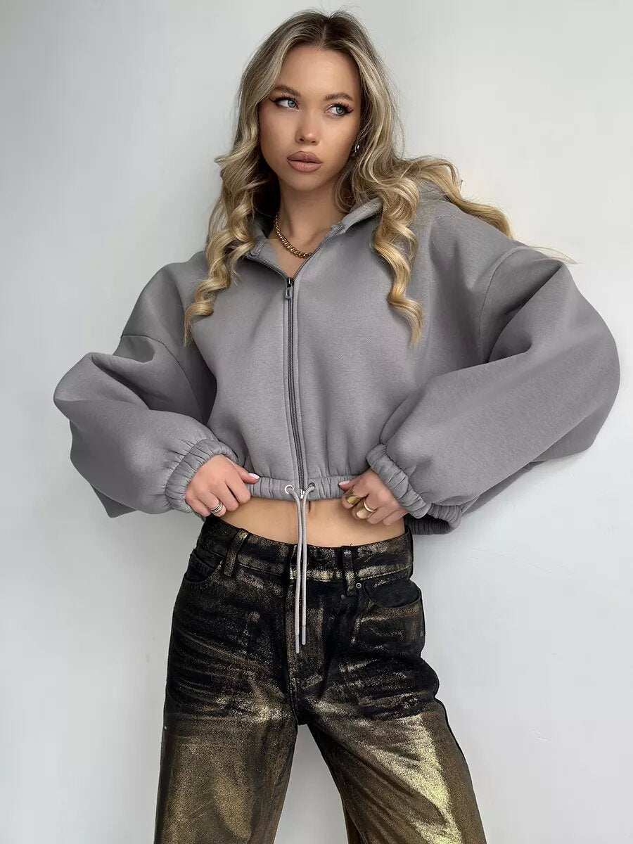 Dame afslappet hoodie med tætsiddende snit Stilla