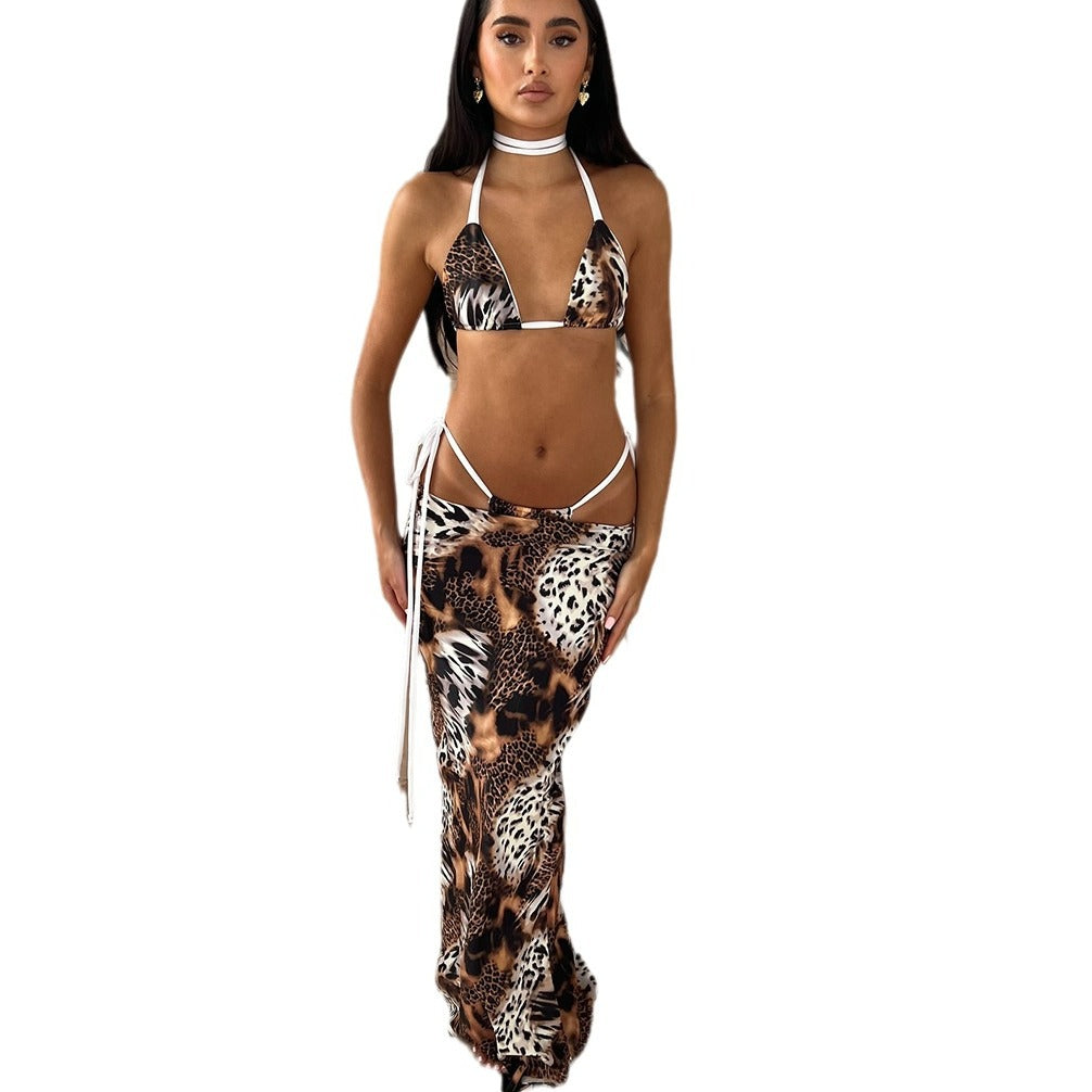 Dame bikini-top med maxi nederdel i animal-print Stilla