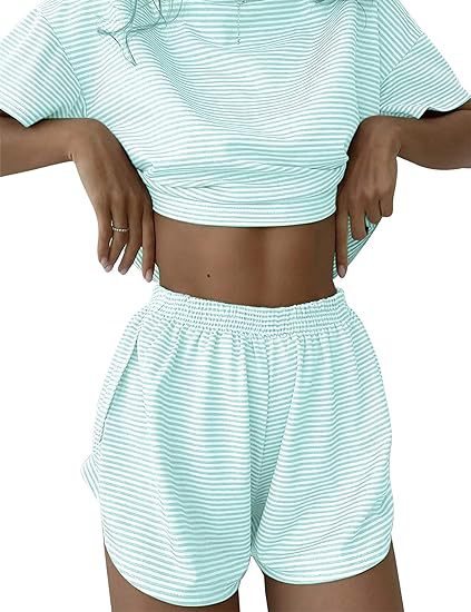 Dame casual crop-top og shorts sæt med stribet mønster Skovae