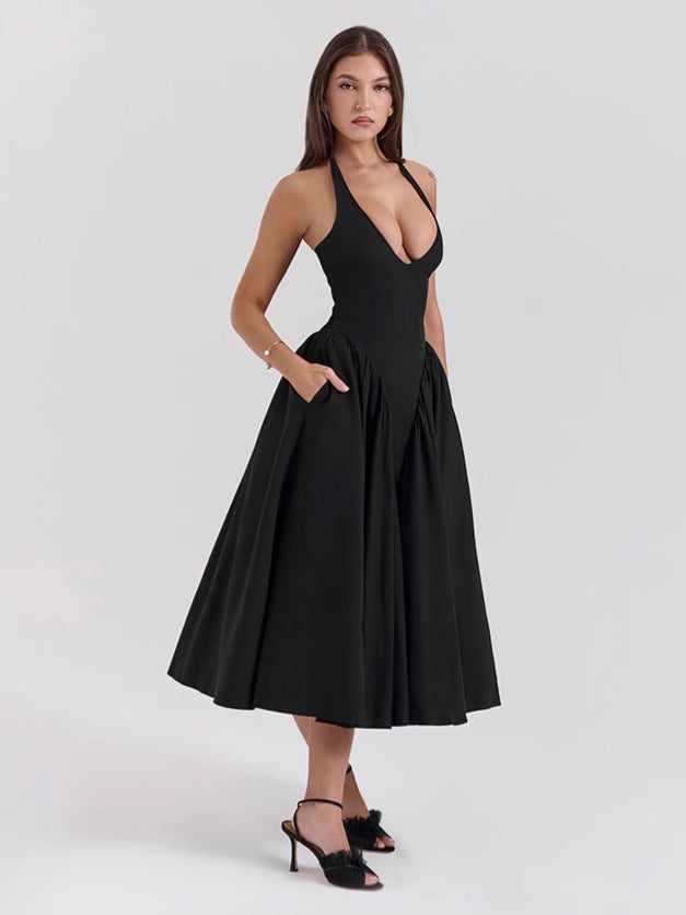 Dame maxikjole med elegant halterneck og voluminøs nederdel Stilla