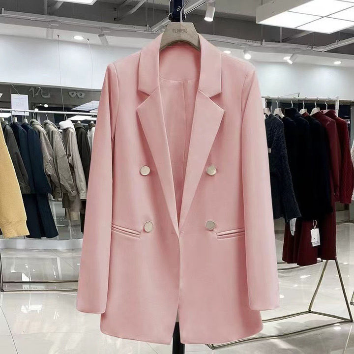Kvinders elegante og moderne snit blazer med dobbelt knaplukning Stilla