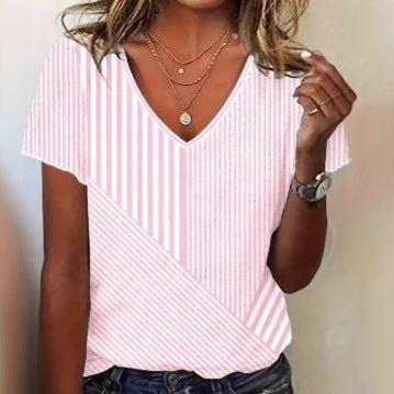 Dame V-hals T-shirt i moderne stribedesign Stilla