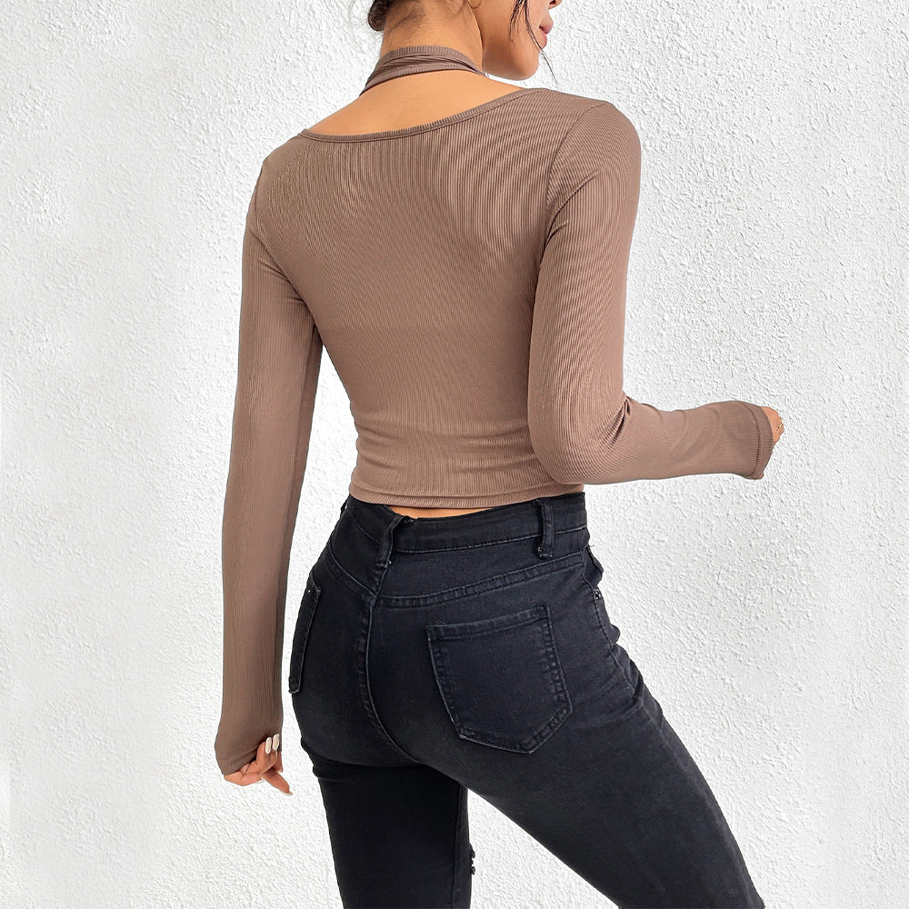 Kvindernes cropped langærmet skjorte med elegant twist-design og farveaccenter Stilla