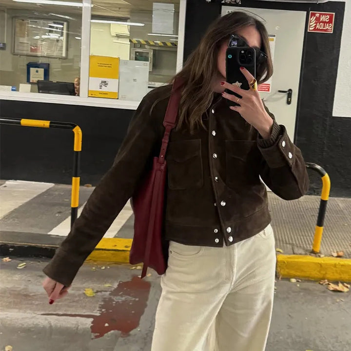 Kvinders Mode Suede Jakke med Praktiske Lommer Stilla