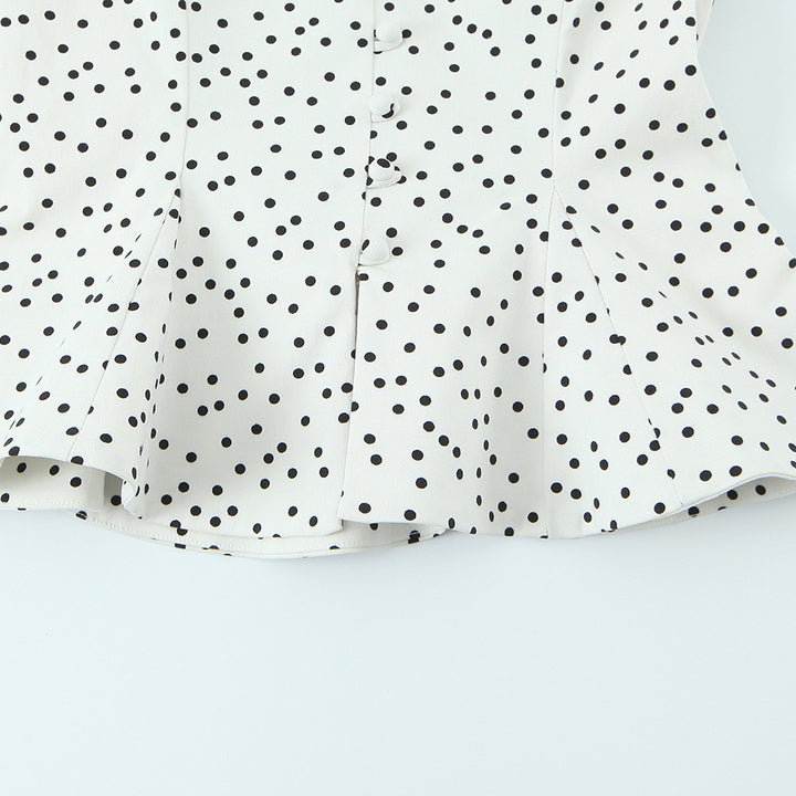 Dame Polka-Dot Taljeret Top med elegant knaplukning Skovae