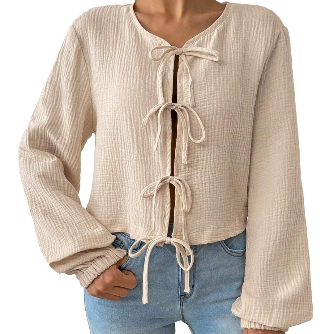 Dame cropped bluse top med sofistikerede snore detaljer Stilla