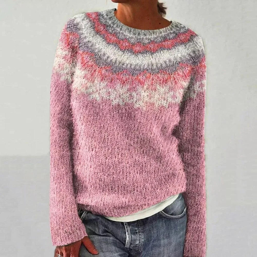 Kvindernes strikkede sweater med levende mønster og behagelig pasform Stilla