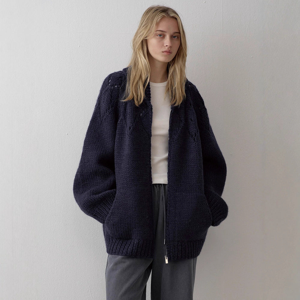 Kvinders chunky strik cardigan med tidløst design og moderne detaljer Stilla