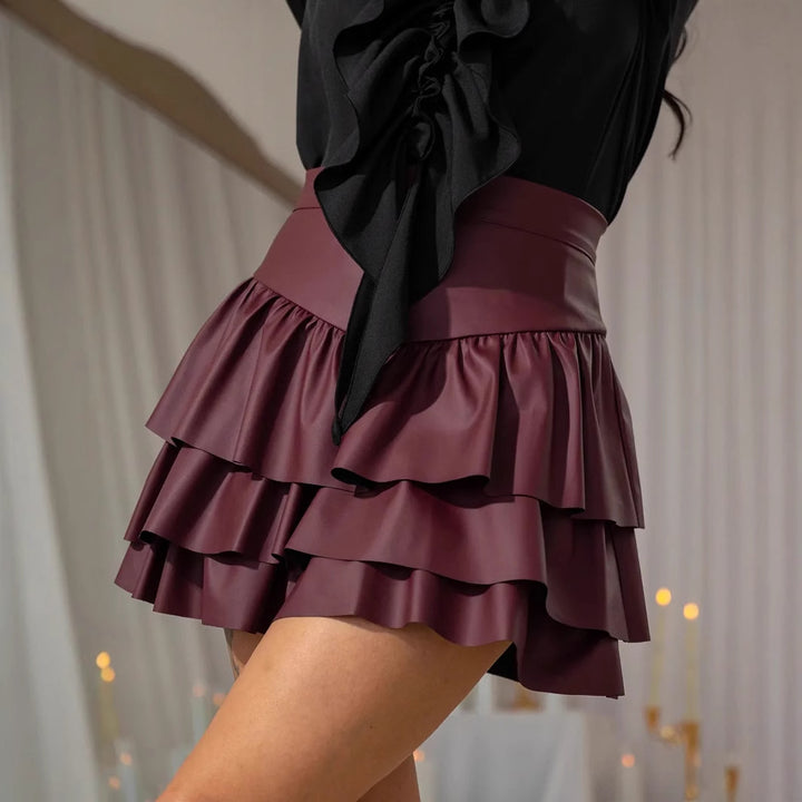 Dame Layered Mini nederdel med voluminøse flæser og tætsiddende bælte Stilla