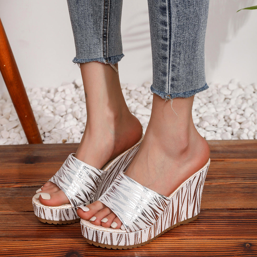 Dame wedge-sandaler med stilfuldt geometrisk mønster og komfortabelt fodseng Stilla