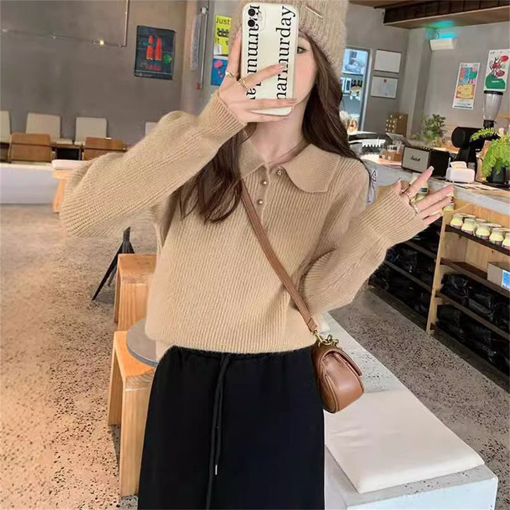 Dame Elegant Polo Krave Sweater lavet af Blødt Strik Stilla