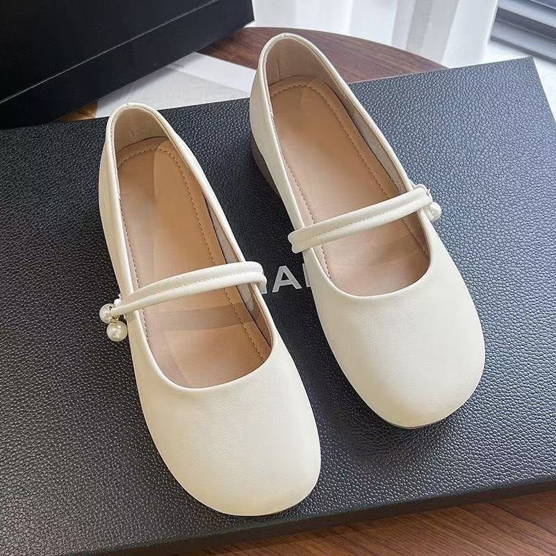 Damer Ballerinas med fashionable perleakcenter og komfortabel blokhæl Stilla