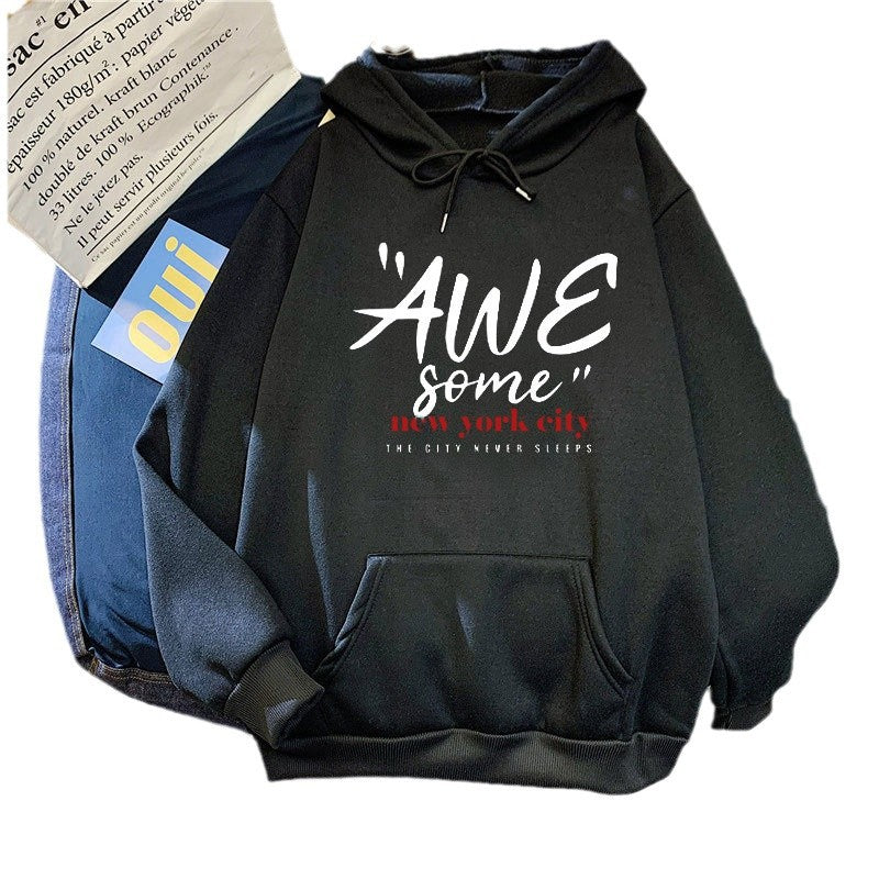 Kvindernes hoodie med stilfuld New York skrifttype Skovae