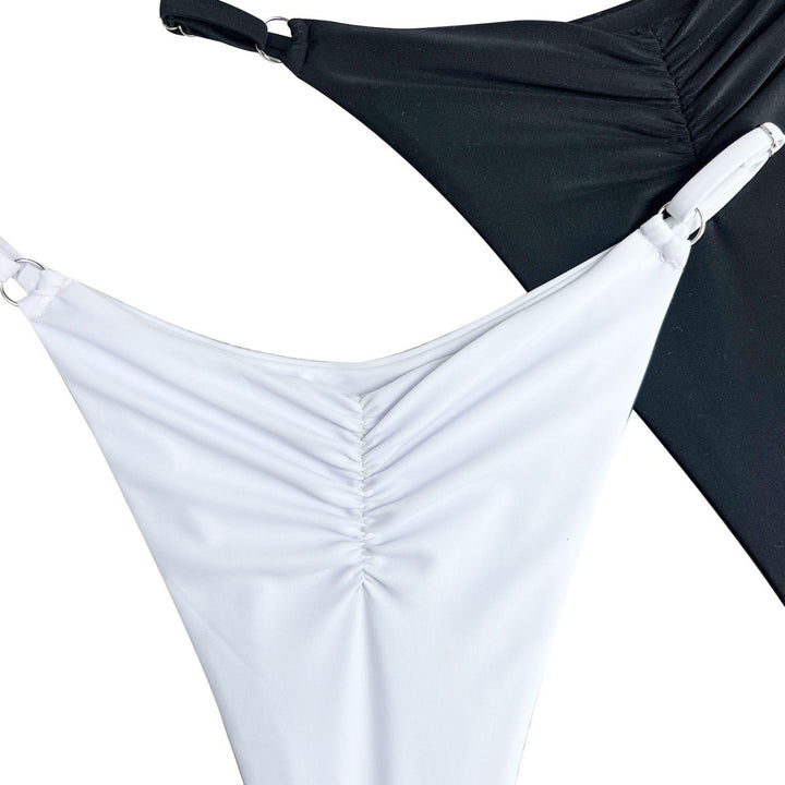 Dame Bikini-trusser med raffinerede rynkeelementer og høj benudskæring Skovae